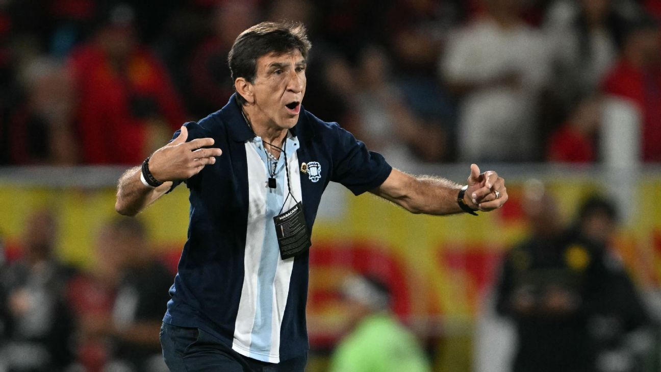 Racing define substituto de Sosa e pode ter 'surpresa' em escalação contra o Flamengo; veja possível time