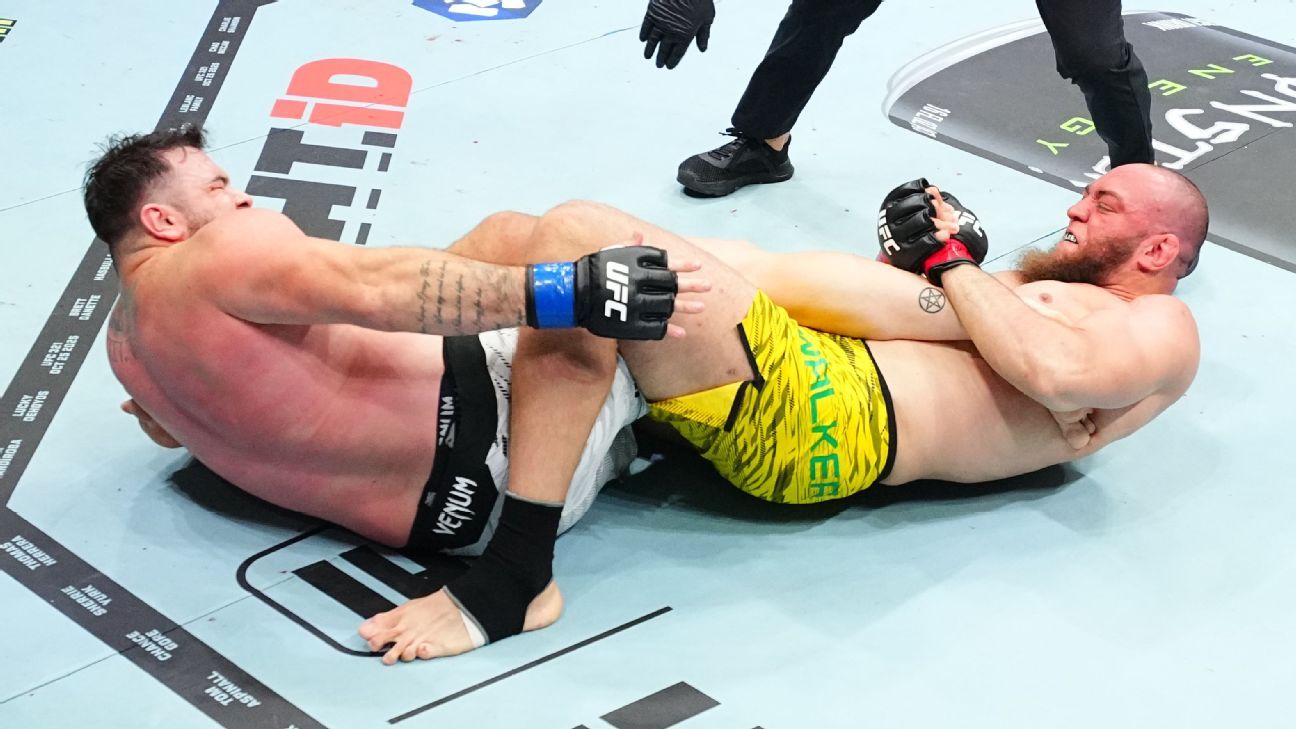 Valter Walker, O "Caçador de Pés" Carioca, Esmaga Inglês e Defende Posição no UFC 321!