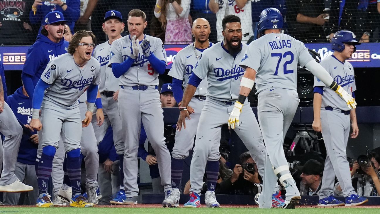 Sources: World Series hero Rojas back to Dodgers