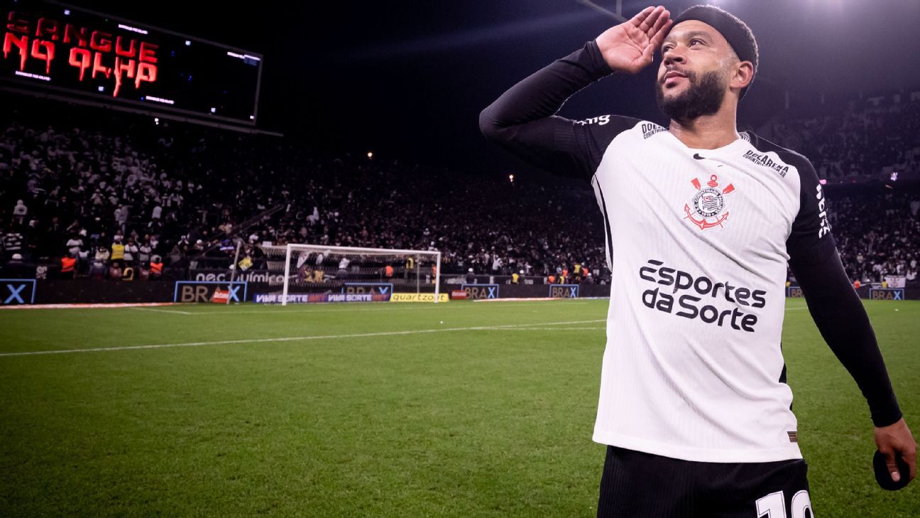 Memphis vai deixar hotel onde mora? Presidente do Corinthians abre o jogo e diz de quem partiu a ideia