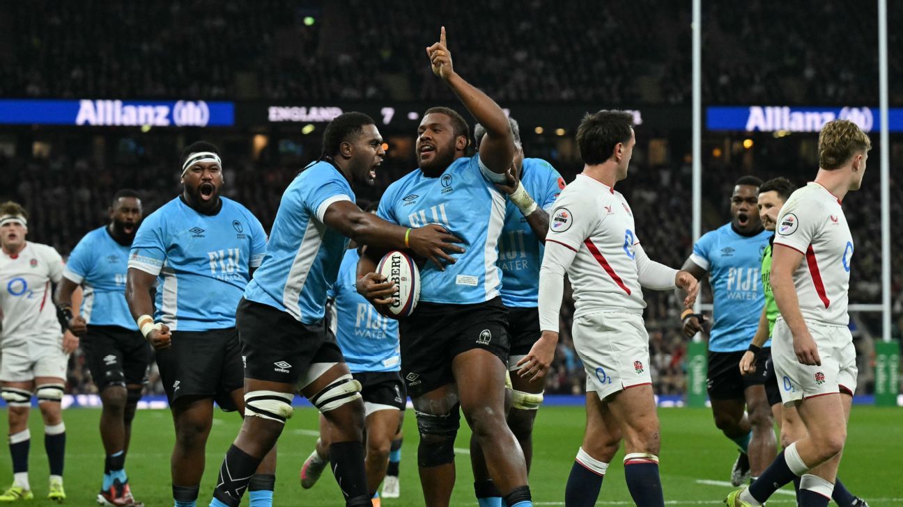 Inglaterra Sufre Ante Fiji: Test Clave Para Enfrentar a los All Blacks 3 Tevita Ikanivere de Fiyi celebra después de anotar contra Inglaterra.