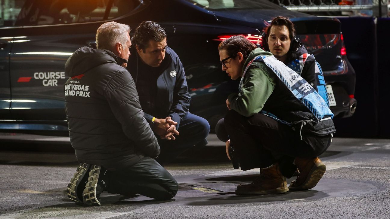 Las Vegas GP: Drain cover causes red flags again