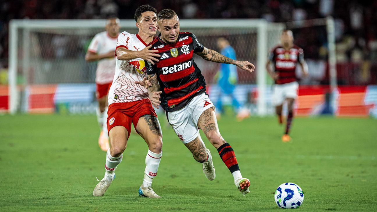 Renata Ruel contesta decisões polêmicas de Flamengo x Bragantino e pede expulsão de Carrascal