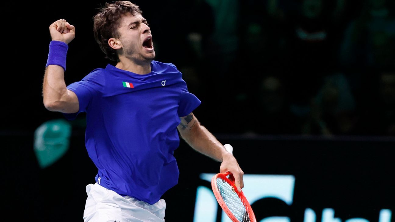 Italia se corona campeona de la Copa Davis por tercera vez consecutiva al vencer a España 2-0