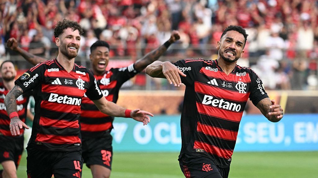 Flamengo faz história: conquista da Libertadores marca primeiro tetra brasileiro na competição