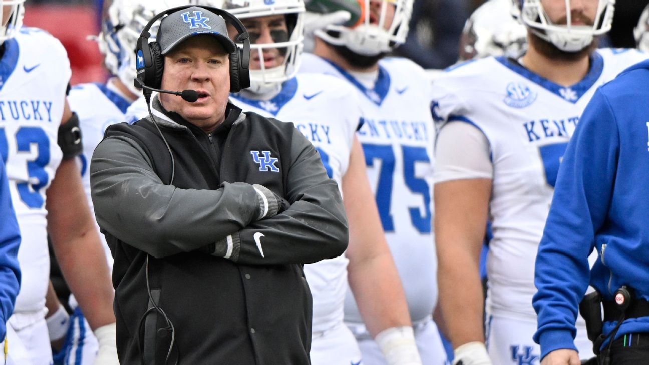 Sources: Kentucky expected to fire Mark Stoops