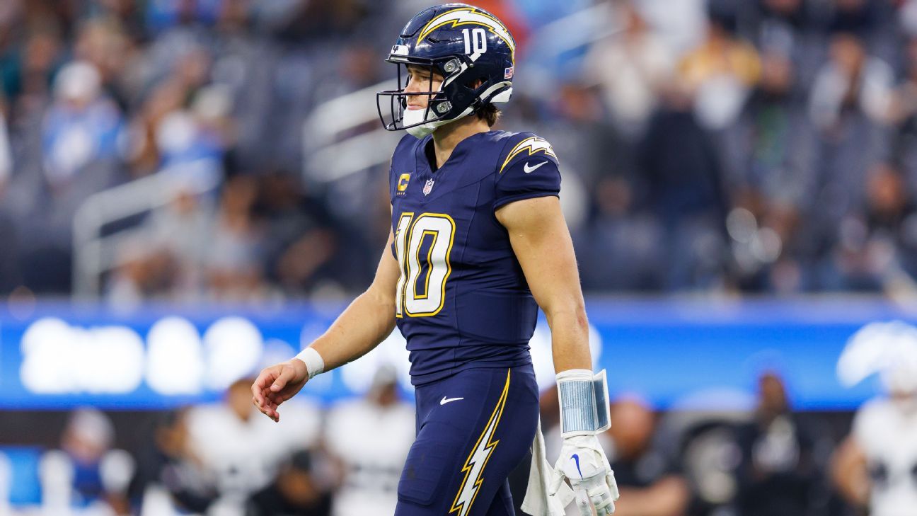 Buzz: Justin Herbert set for surgery, but aims to play in Week 14