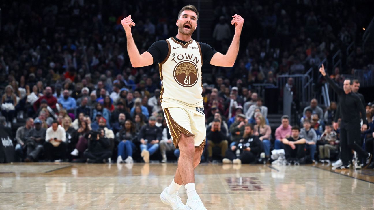 Pat Spencer steps up for short-handed Dubs to power win over Cavs Pat Spencer steps up for short-handed Dubs to power win over Cavs