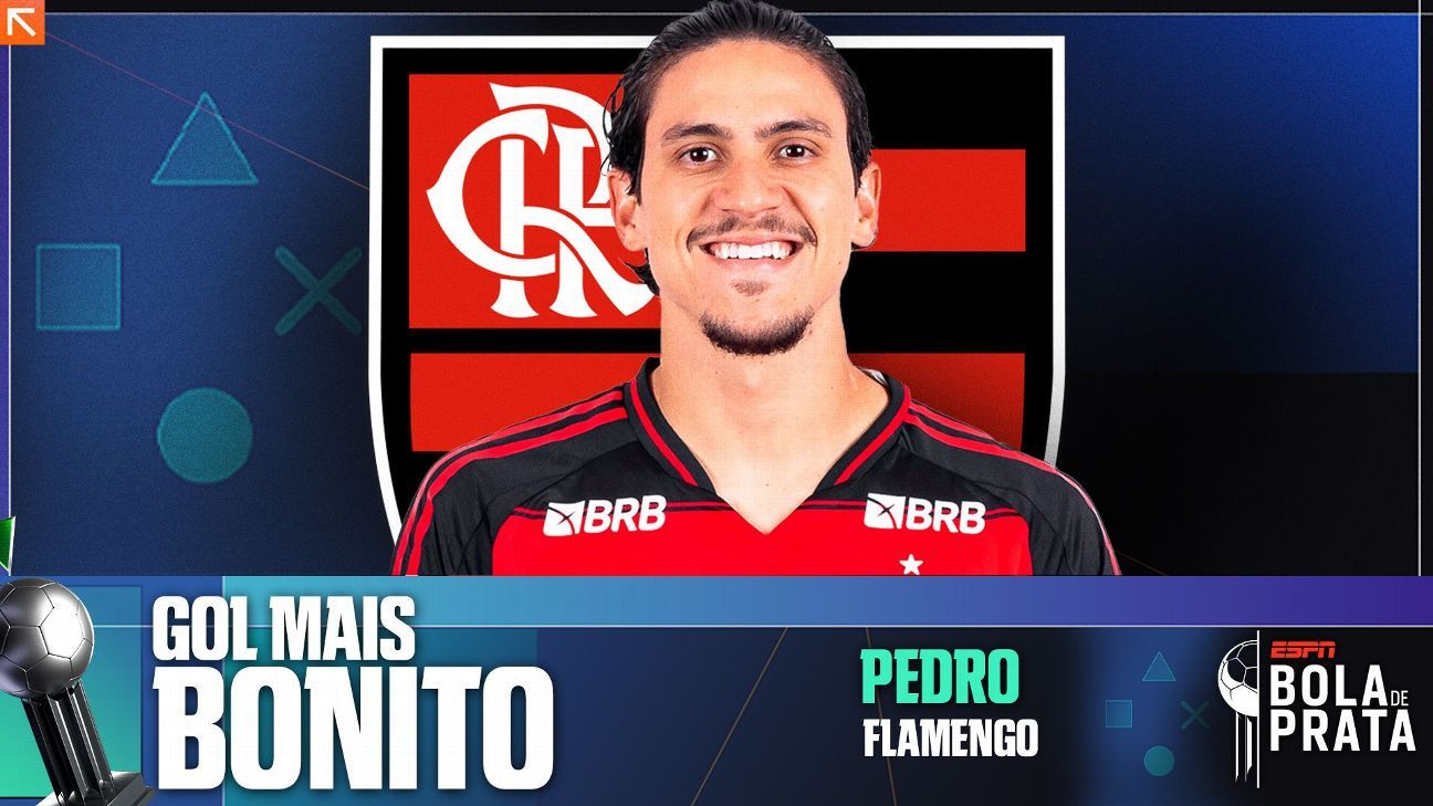 Pedro brilha com cavadinha e elástico, e leva prêmio do golaço do Brasileirão em goleada do Flamengo
