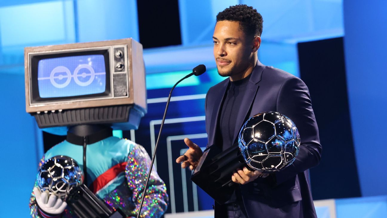 Craque rumo a Europa? Vitor Roque recebe proposta de mais de 40 milhões