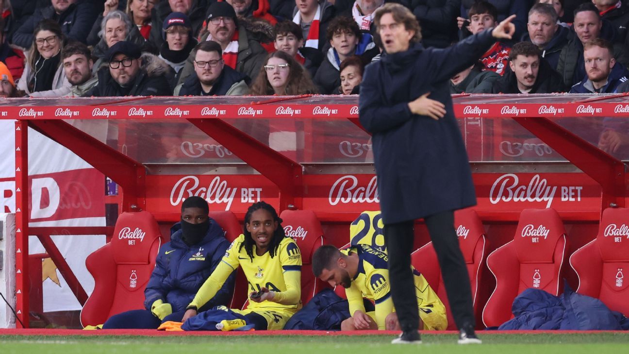 Frank to speak to Spence about sub reaction