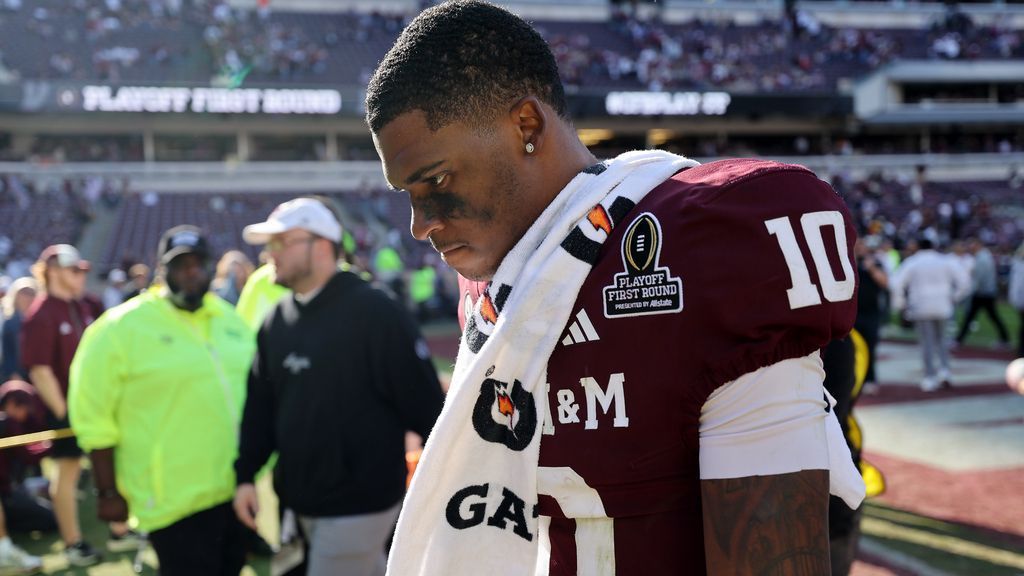 Texas A&M feels sting of loss but proud of season
