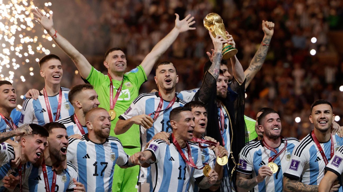 Grêmio busca campeão do mundo argentino: entraves impedem avanço nas negociações