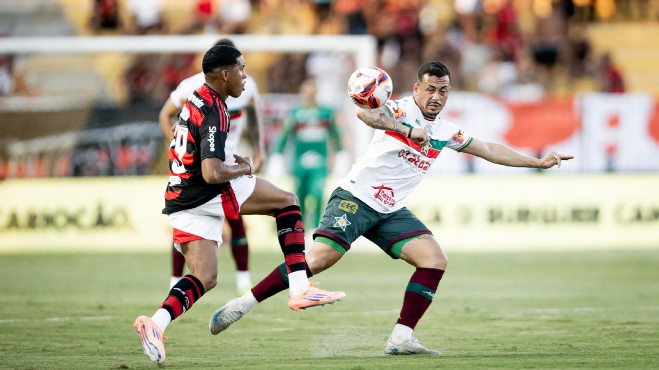 Flamengo da base empata com a Portuguesa, mas Wallace Yan perde chances cruciais no duelo carioca