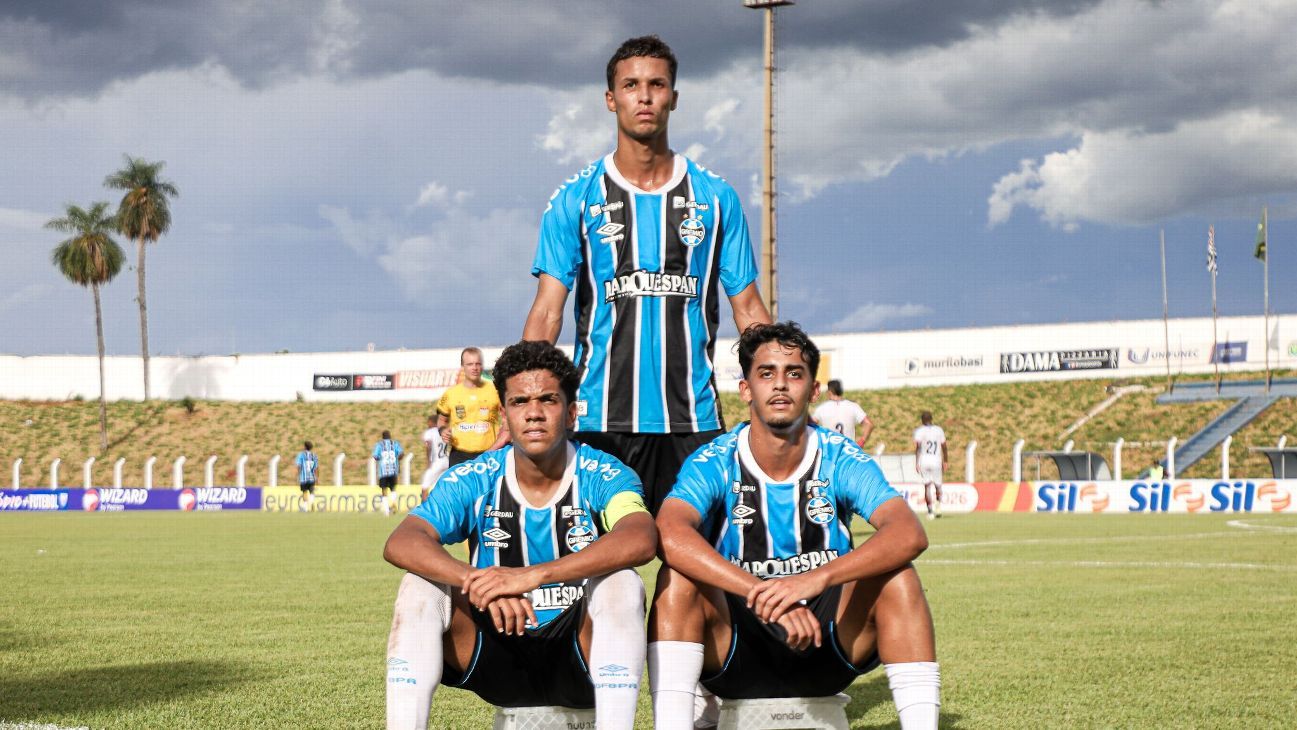 Grêmio vence com golaço e avança de fase na Copinha em grande estilo