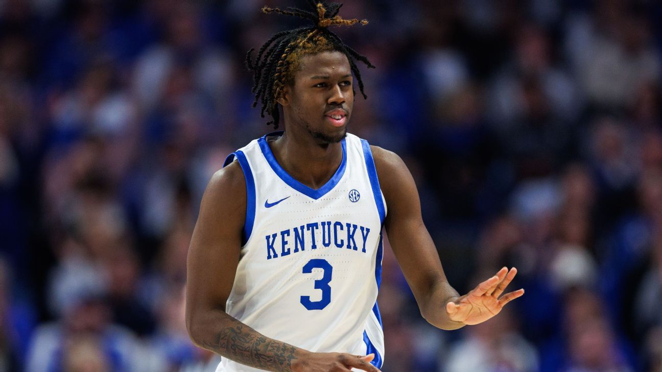 Kentucky win soured by broken foot for Williams