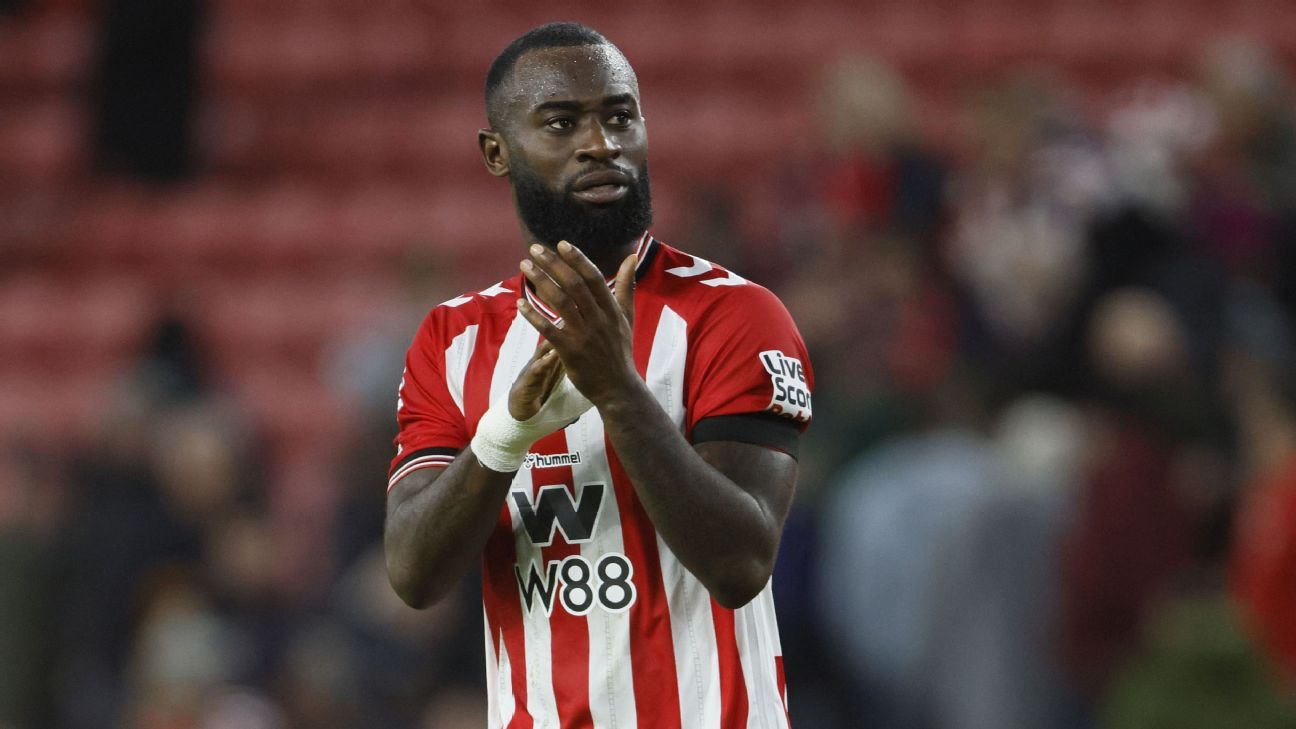 Transfer rumors, news: Liverpool eye Geertruida mo...