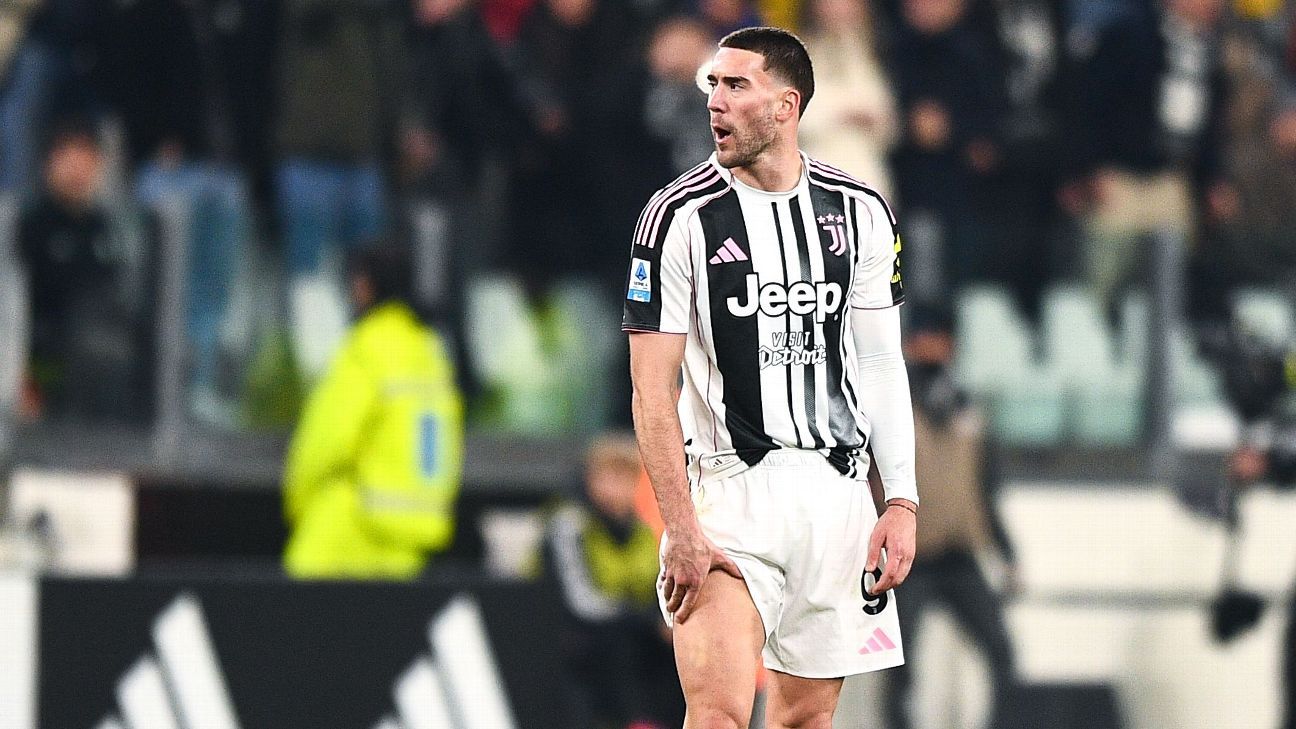 Transfer rumors, news: Chelsea and Tottenham vie for Juve's Vlahovic