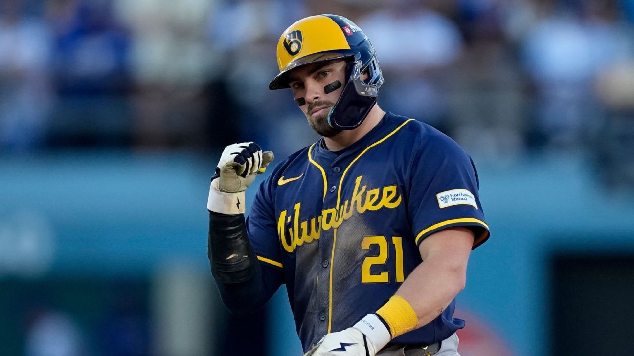 Red Sox get Durbin in 6-player trade with Brewers