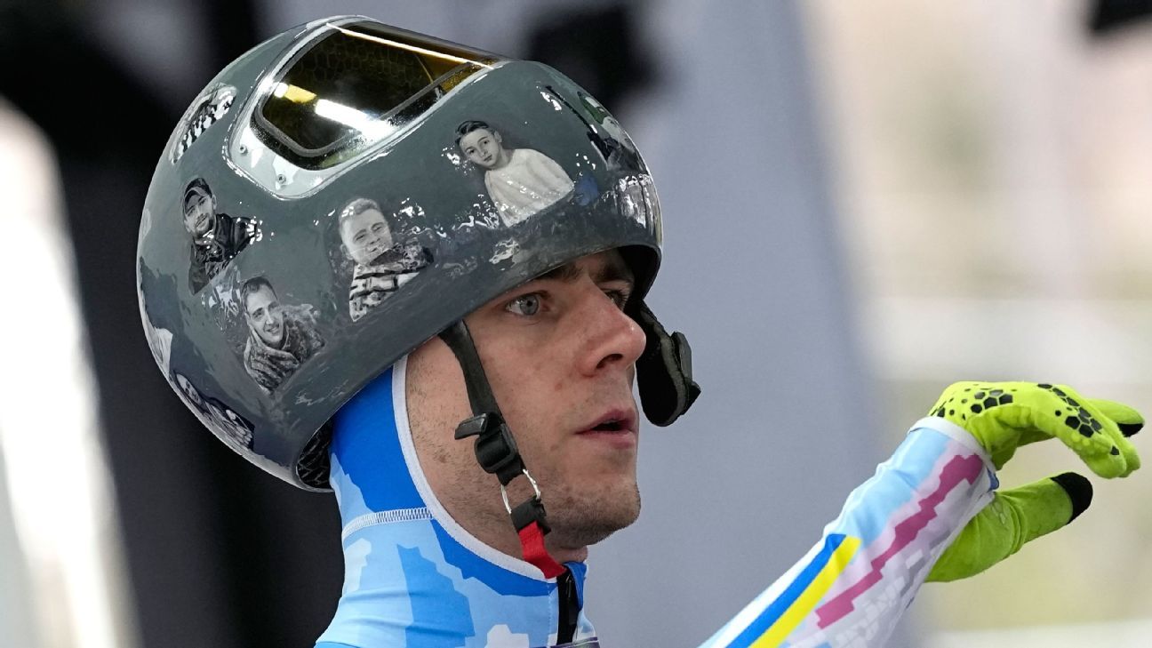 Ukrainian fights for helmet despite armband OK