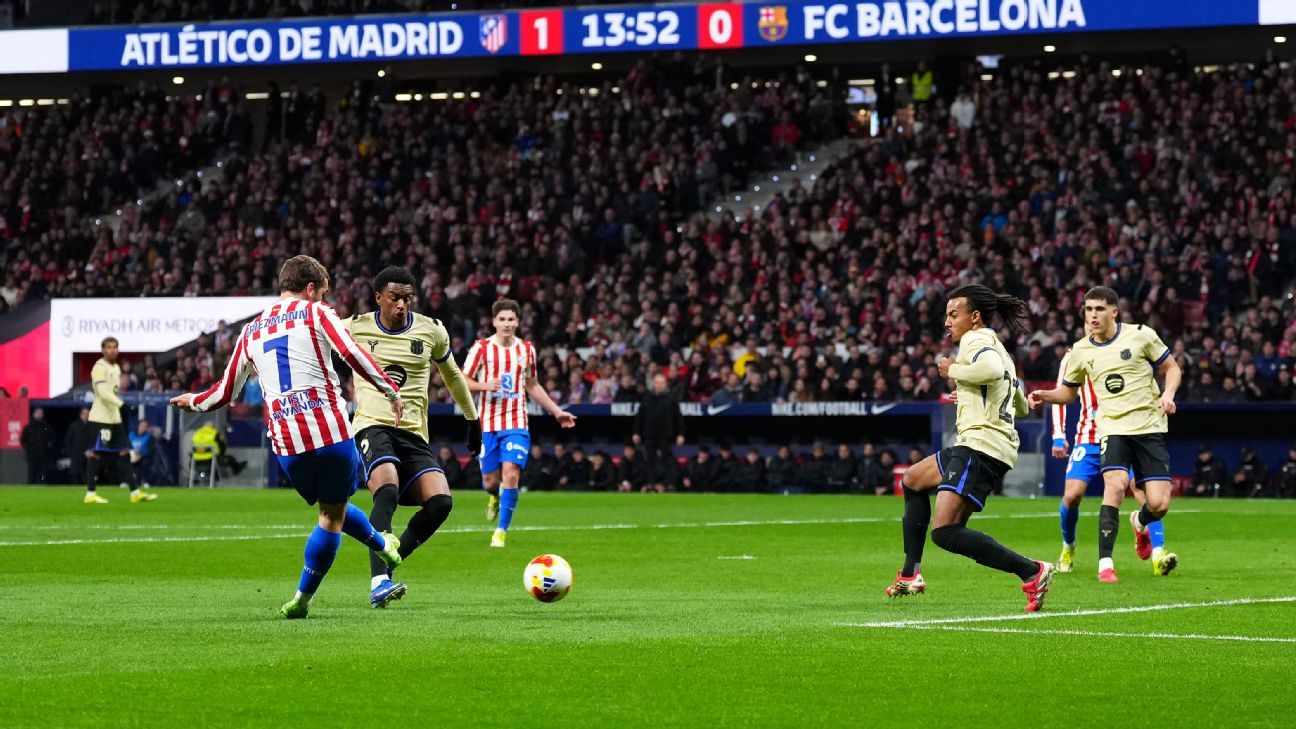 Perfect counterattack by Atlético Madrid and goal by Griezmann against Barcelona in the Copa del Rey