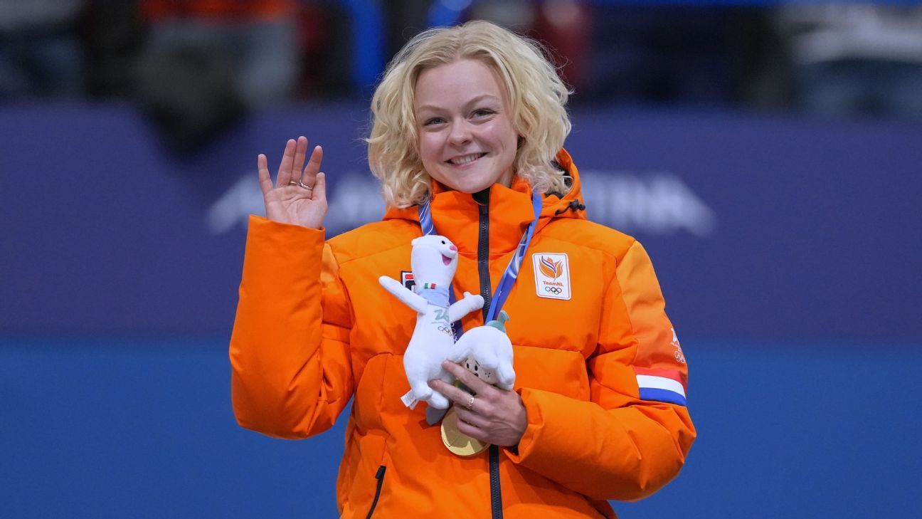 Dutch speedskaters win Olympic short track golds