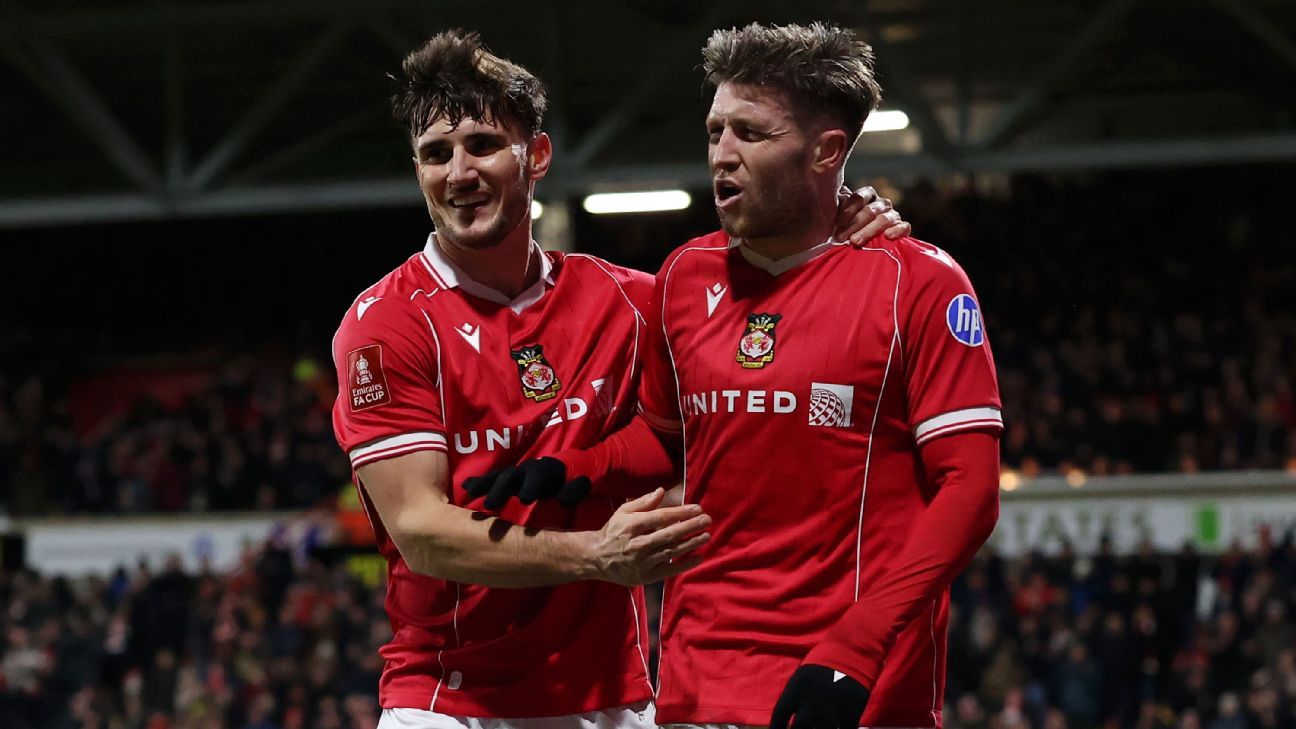 Wrexham into FA Cup last 16 for 1st time since '97