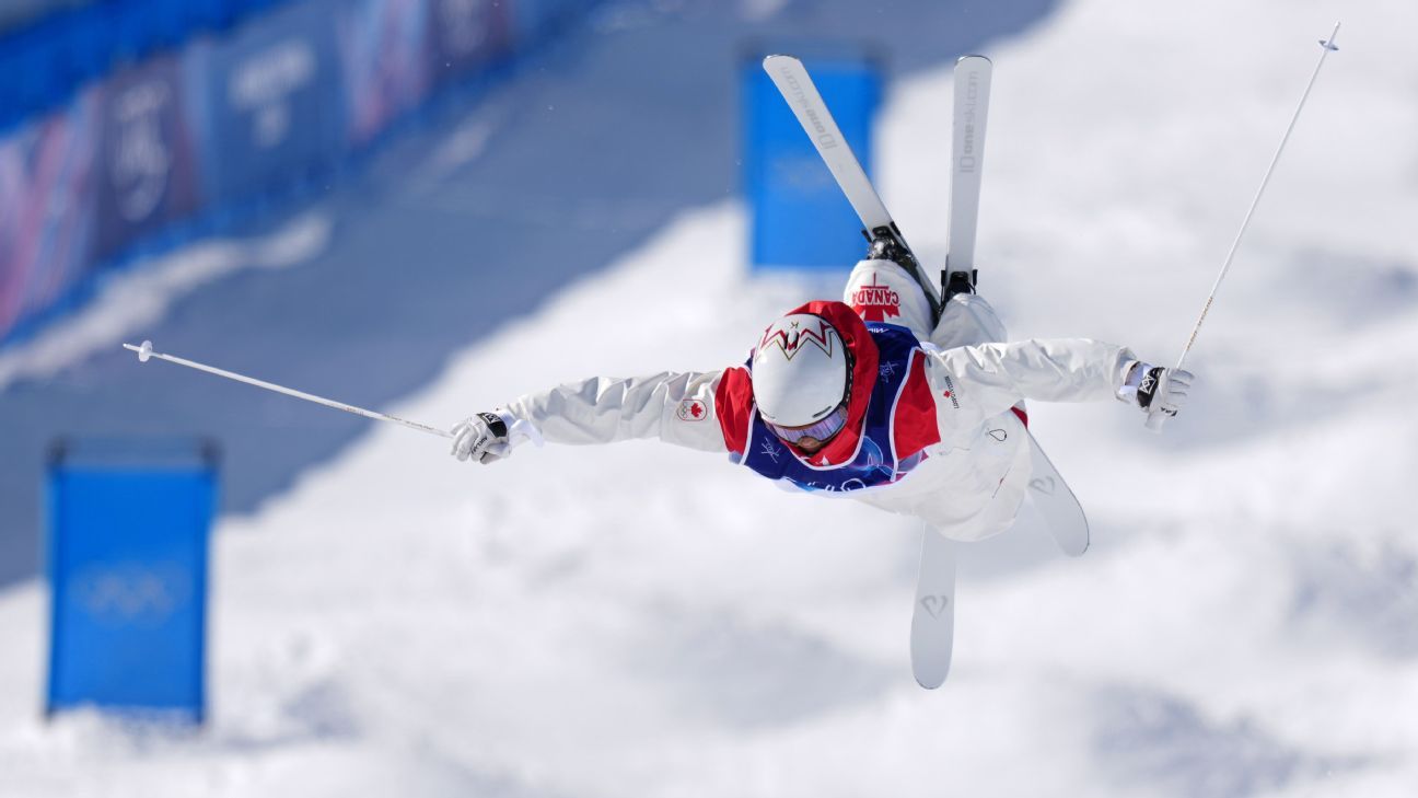 Japan's Ikuma Horishima claims silver in dual moguls