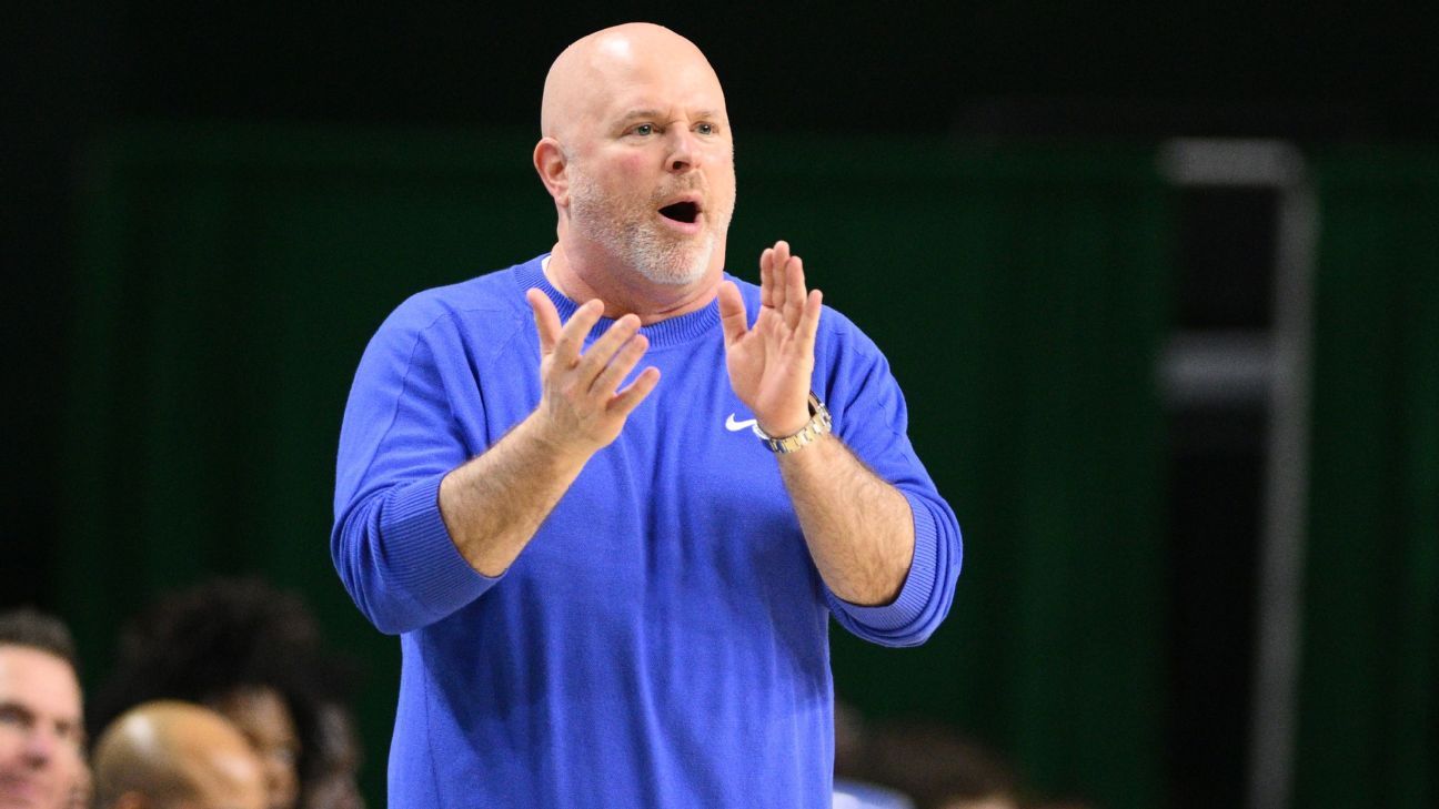 Schertz, eyed for leap, gets new Saint Louis deal