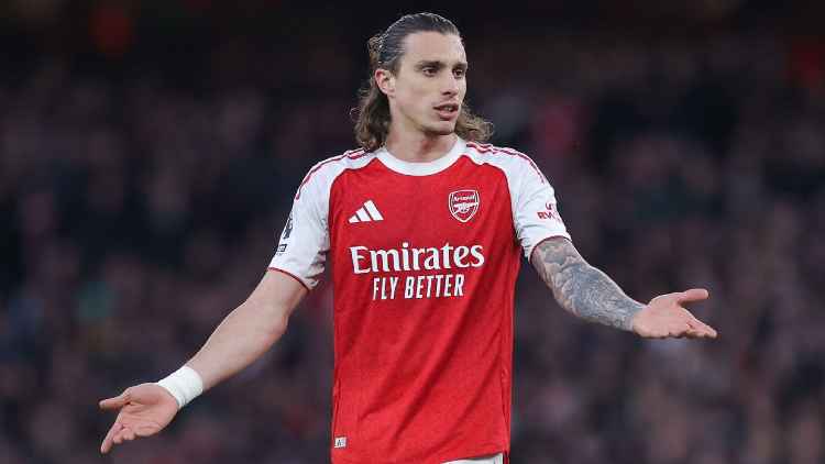 Transfer rumors, news: Arsenal intend to keep Calafiori