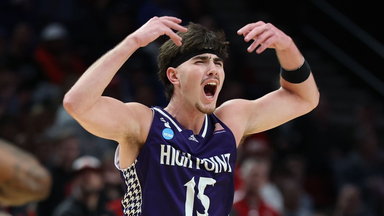 High Point rallies late to stun 5th-seeded Badgers