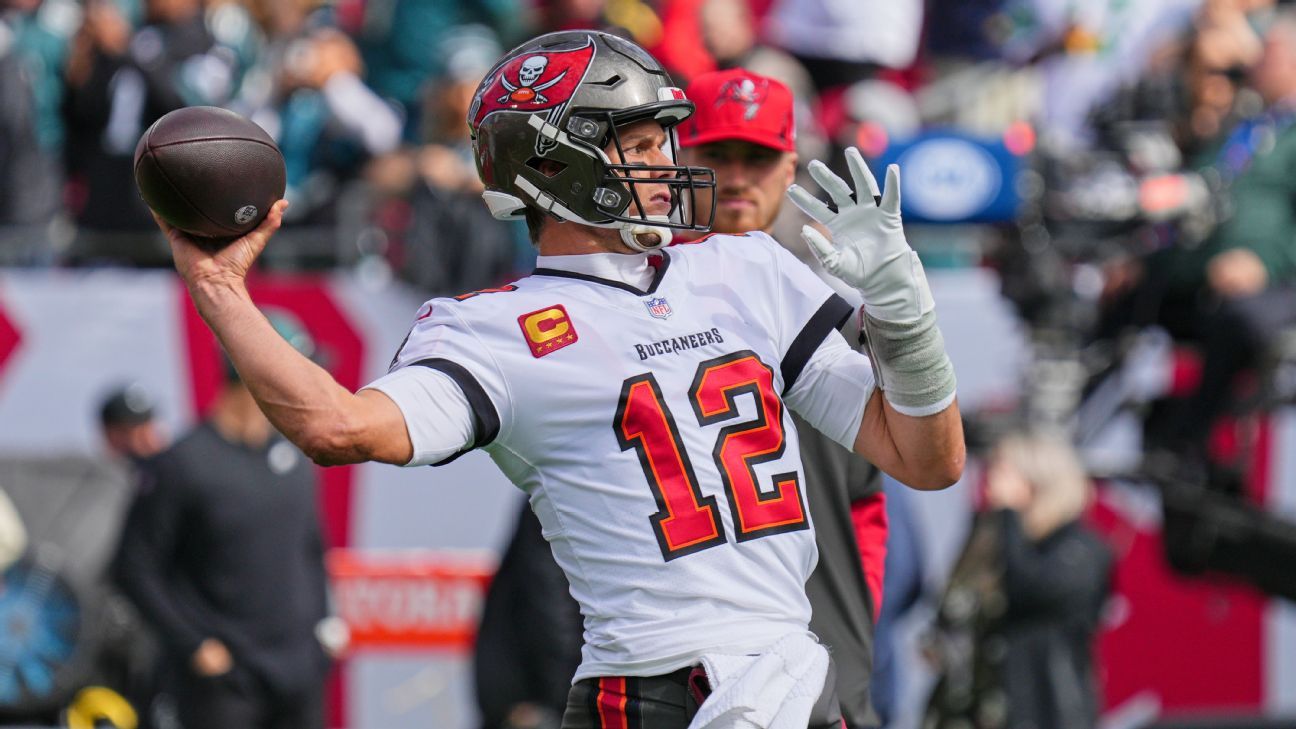 How often do splashy NFL free agent signings pan out? Why big money doesn't always mean stardom