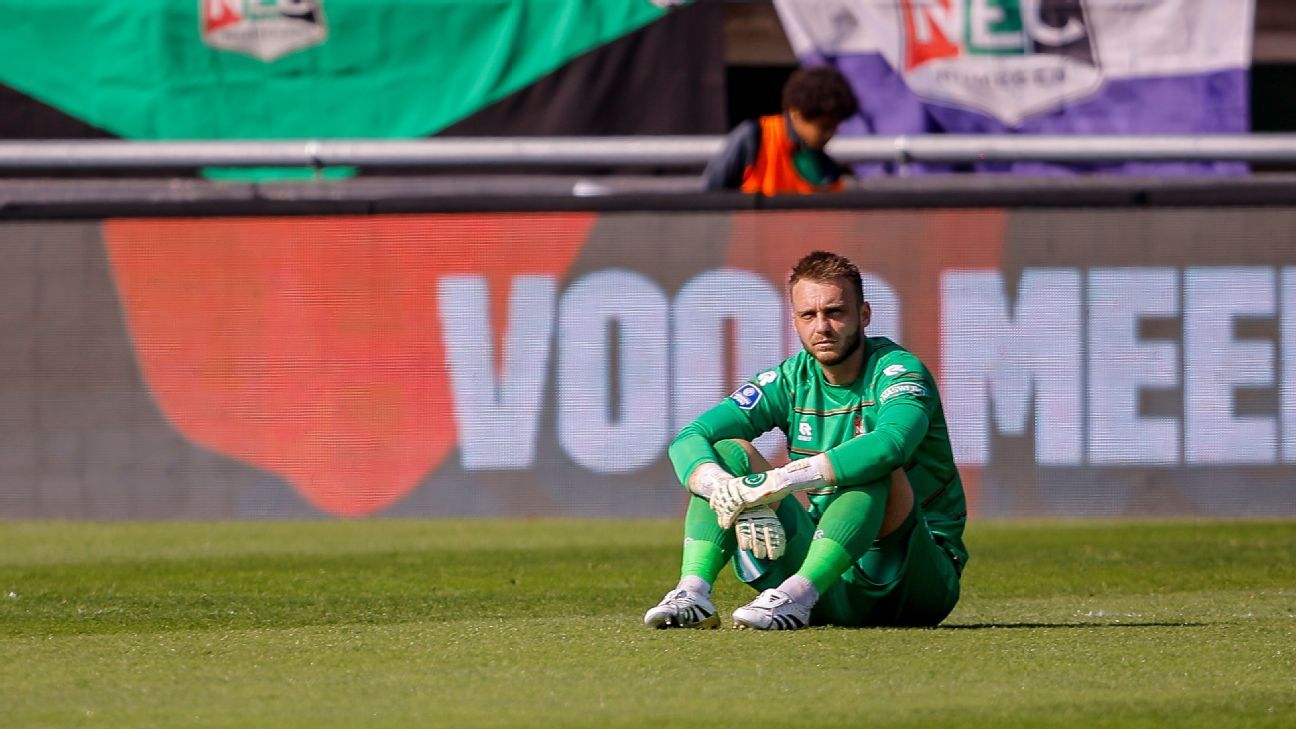 Cillessen valt uit bij N.E.C., Janse op doel tegen Heerenveen