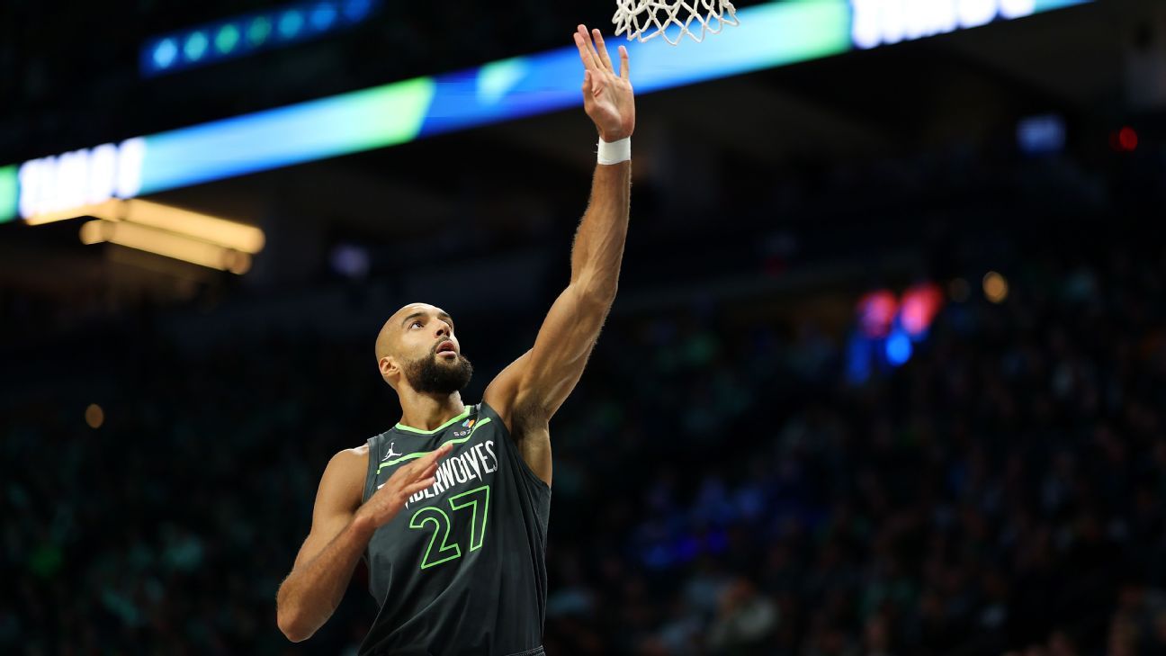 Fantasy picks, DFS, betting tips: Expect a playoff-like game in Minnesota