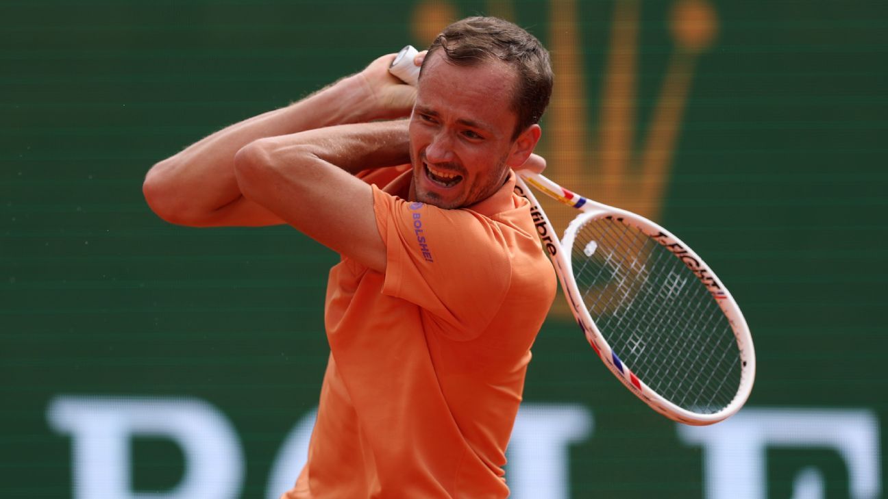 Medvedev mangles racket during 6-0, 6-0 loss