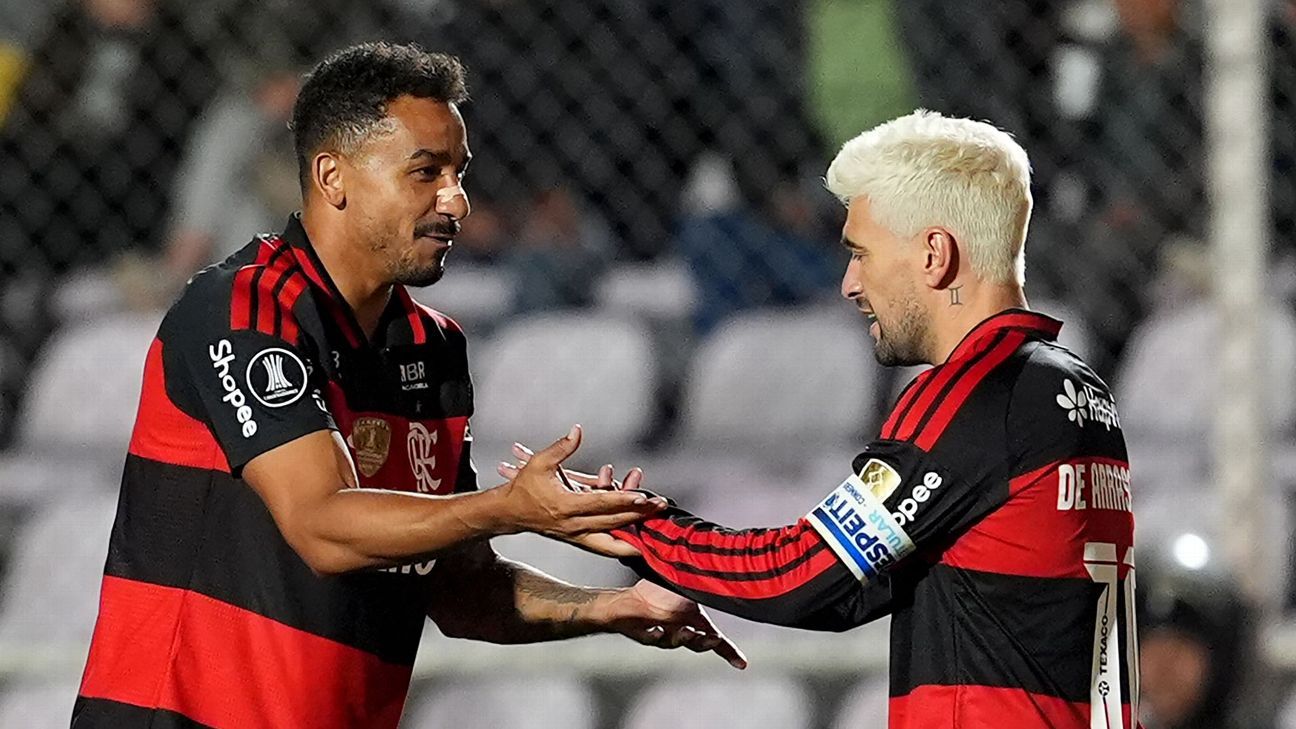 Danilo vê Flamengo com 'partida de time grande' para retomar confiança de atletas e coloca clube 'sempre cotado a título da Libertadores'