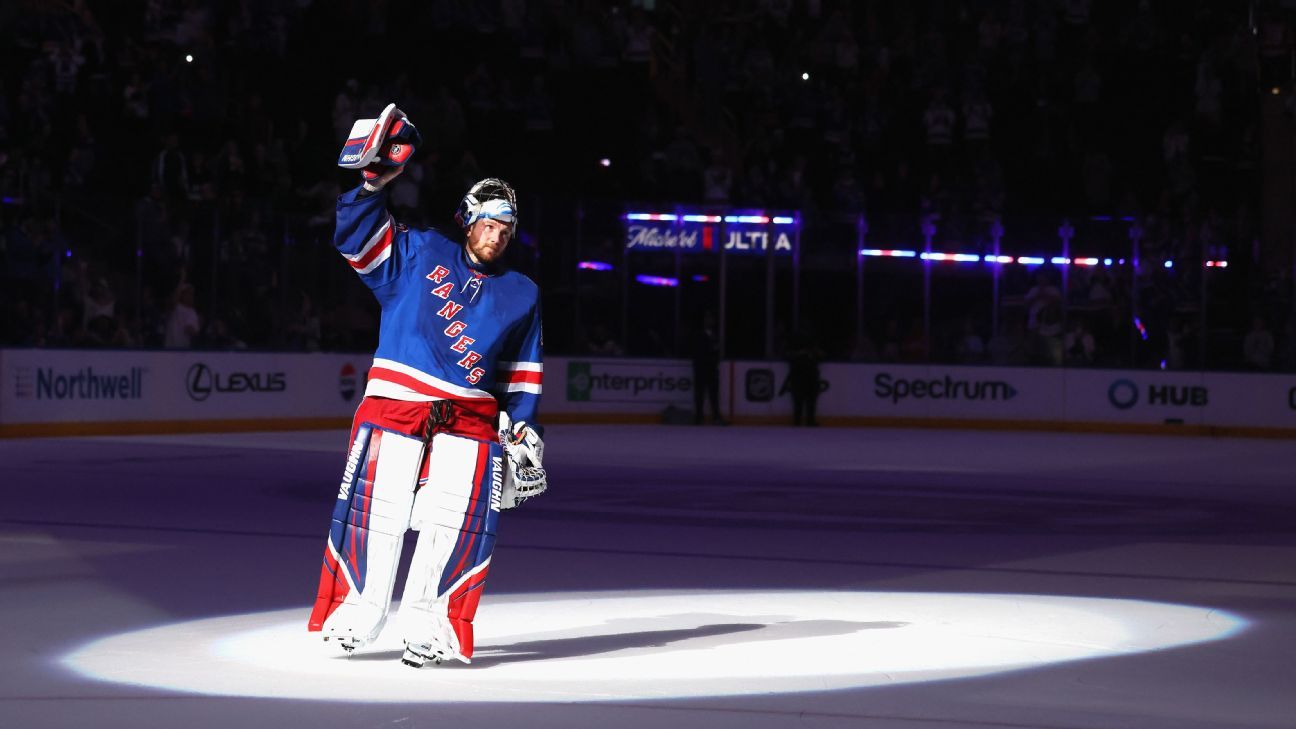 Veteran goaltender Quick, 40, says he's retiring