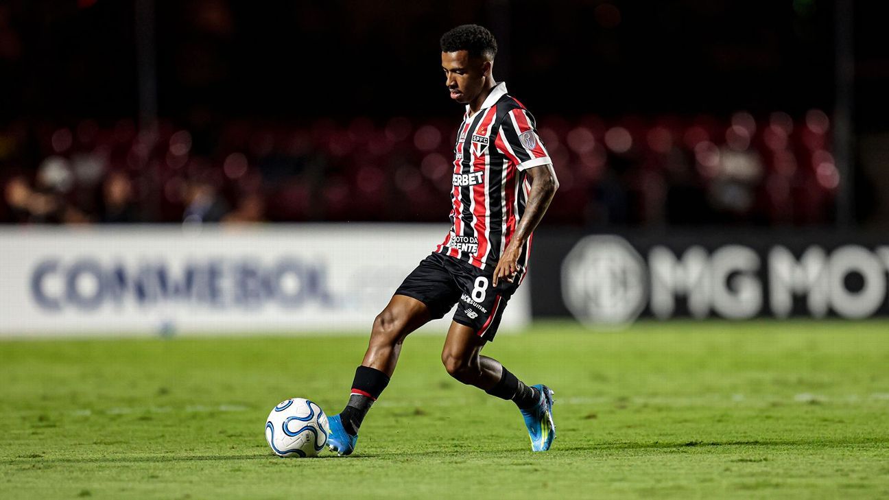 Marcos Antônio tem lesão diagnosticada e vira desfalque no São Paulo; veja prazo de retorno