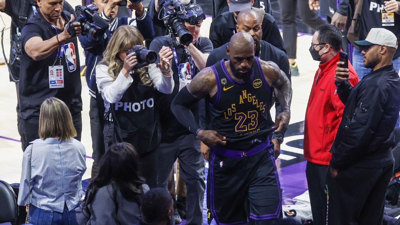 LeBron: 'I don't know what the future holds'