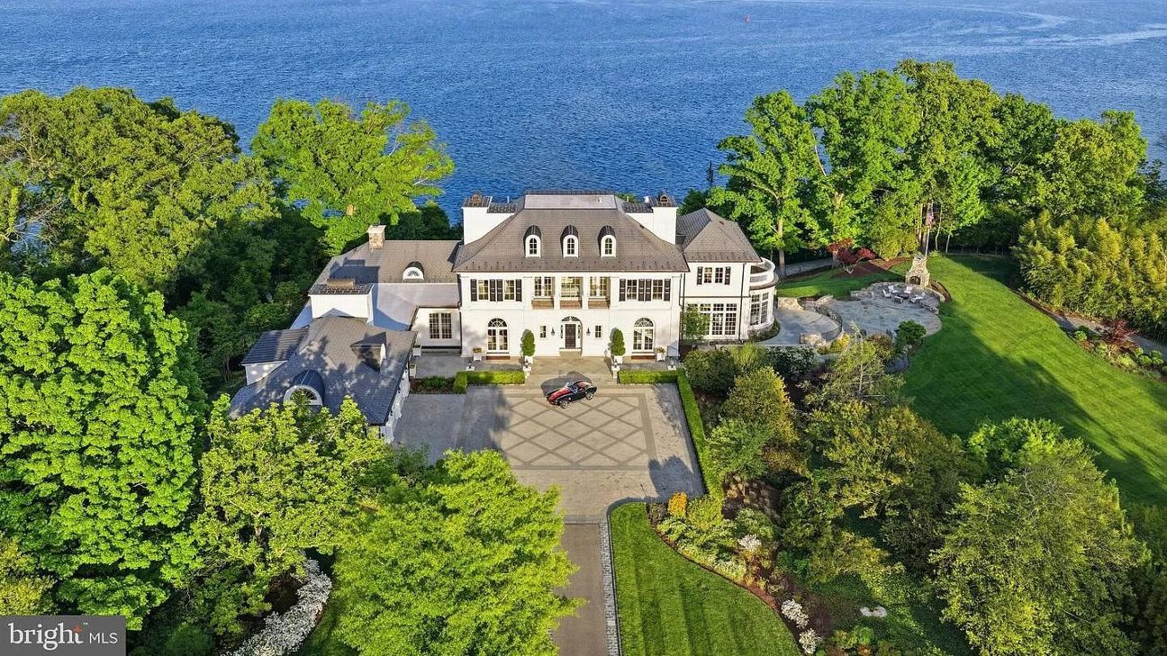💰 Dan Snyder's estate hits market for $49.9M