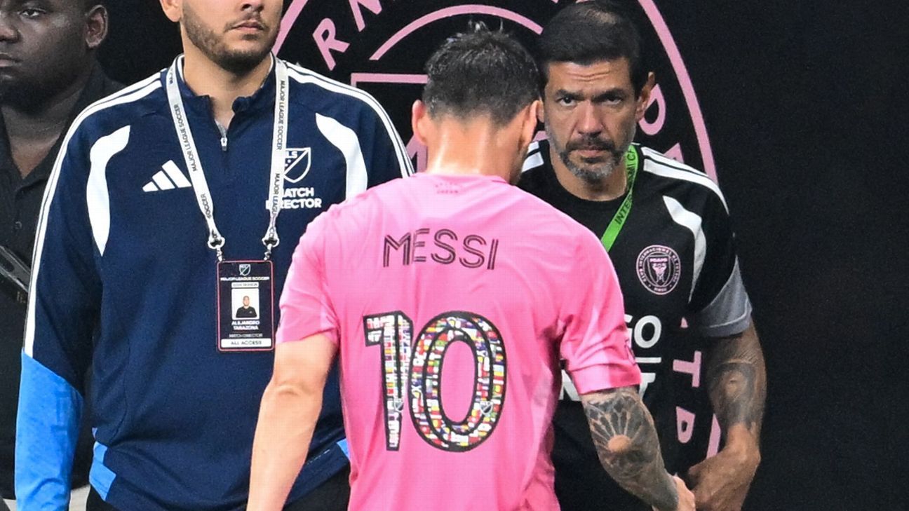 Messi Leg Injury Leaves World Cup Fans Anxious
