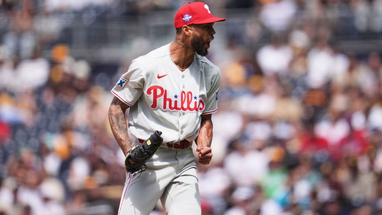 Sánchez SHATTERS Phillies Record, Leaves Legends IN THE DUST!