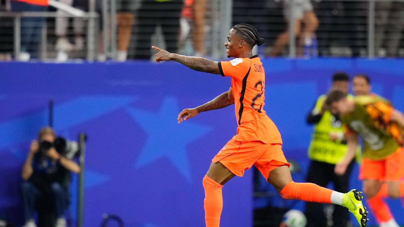 Transfer rumors, news: PSG to compete with Man Uni...
