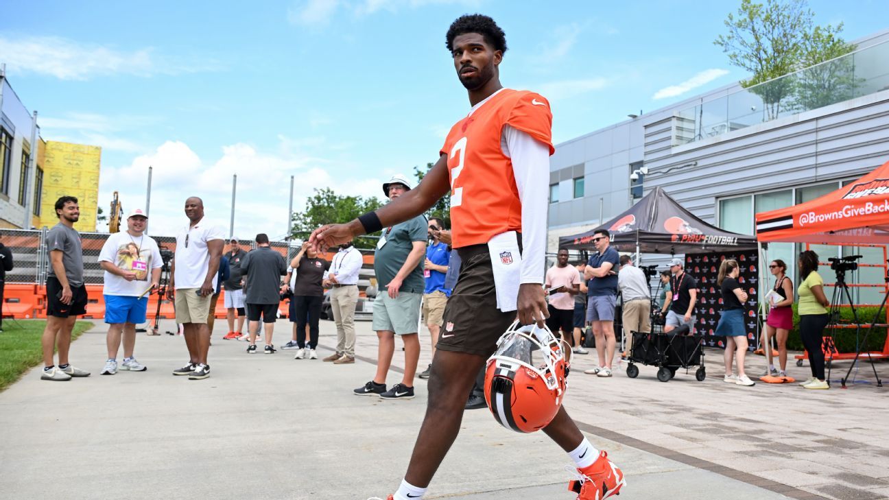 Shedeur Sanders Shows Improvement During Browns QB Competition