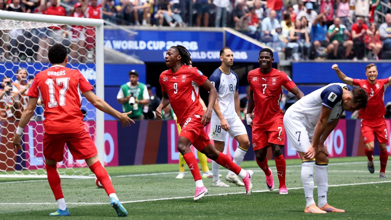 Switzerland beat Bosnia and took over the top of Group B
