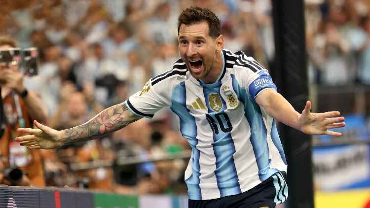 Messi demuestra por qué es la CABRA con goles récord