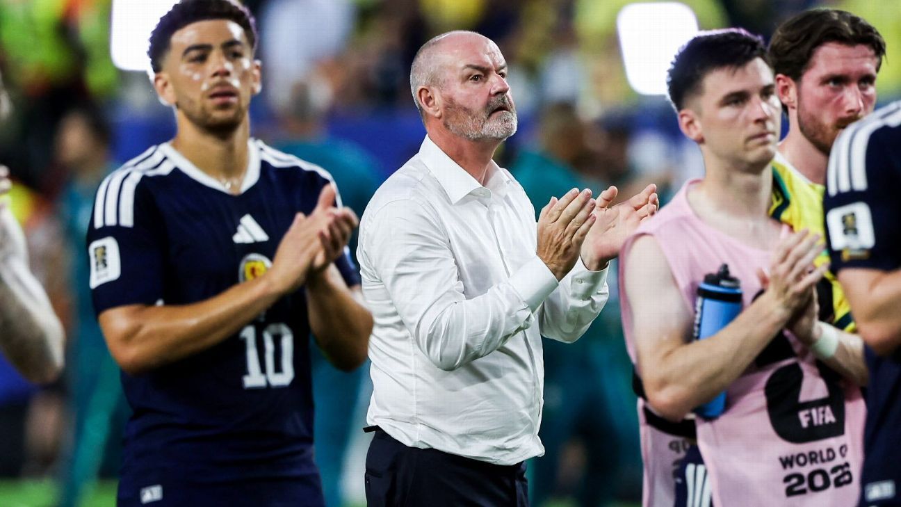 Scotland boss Clarke quits after WC elimination