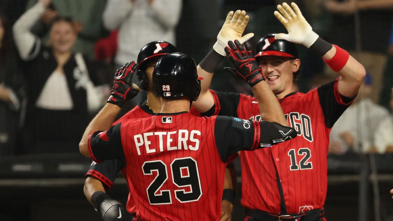 White Sox rout K.C. 22-1, their most runs since '7...