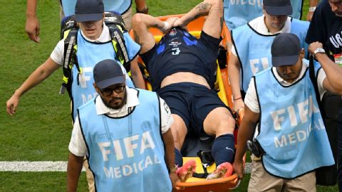 Uruguay, Utd's Ugarte suffers knee ligament injury.