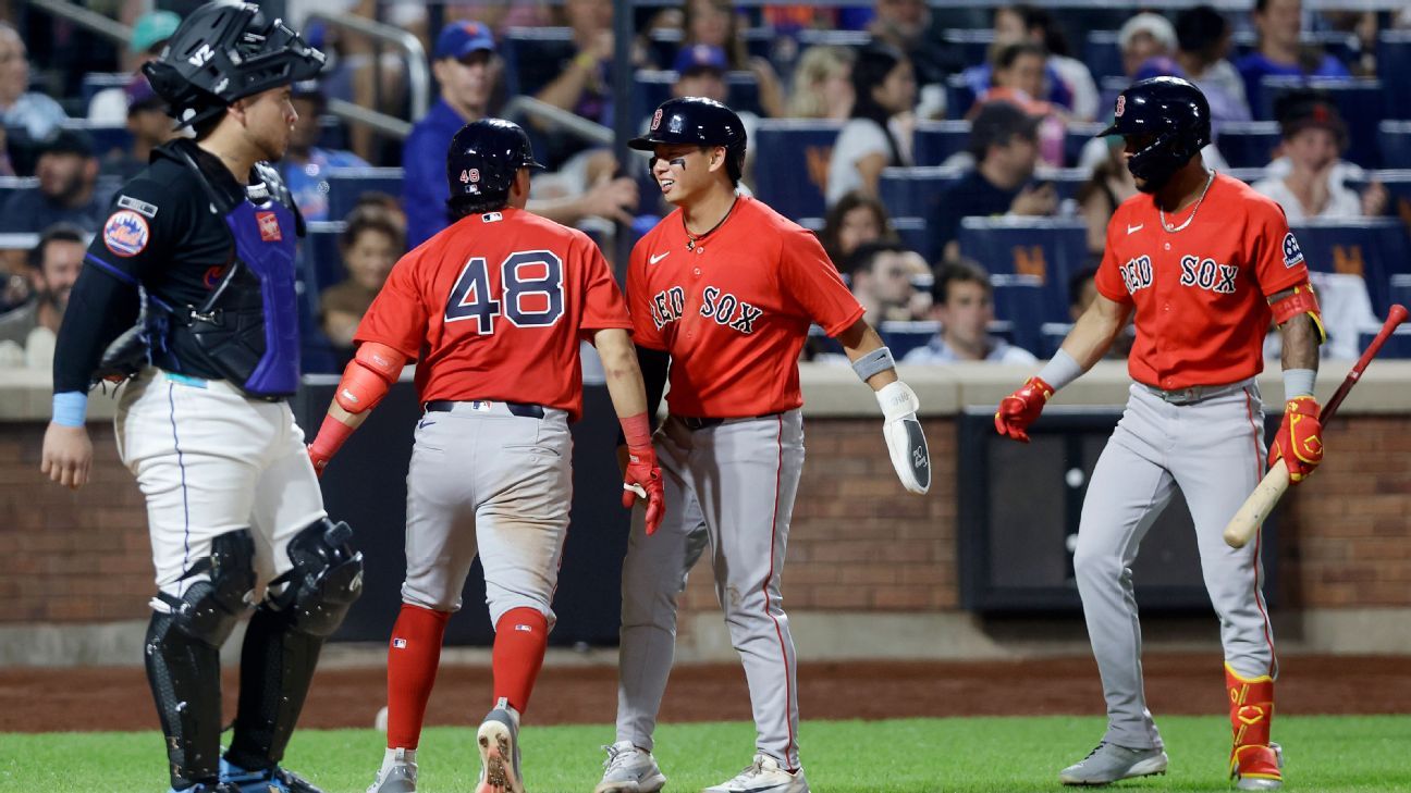 Red Sox: Falla avión y llegan justo a jugar y ganar